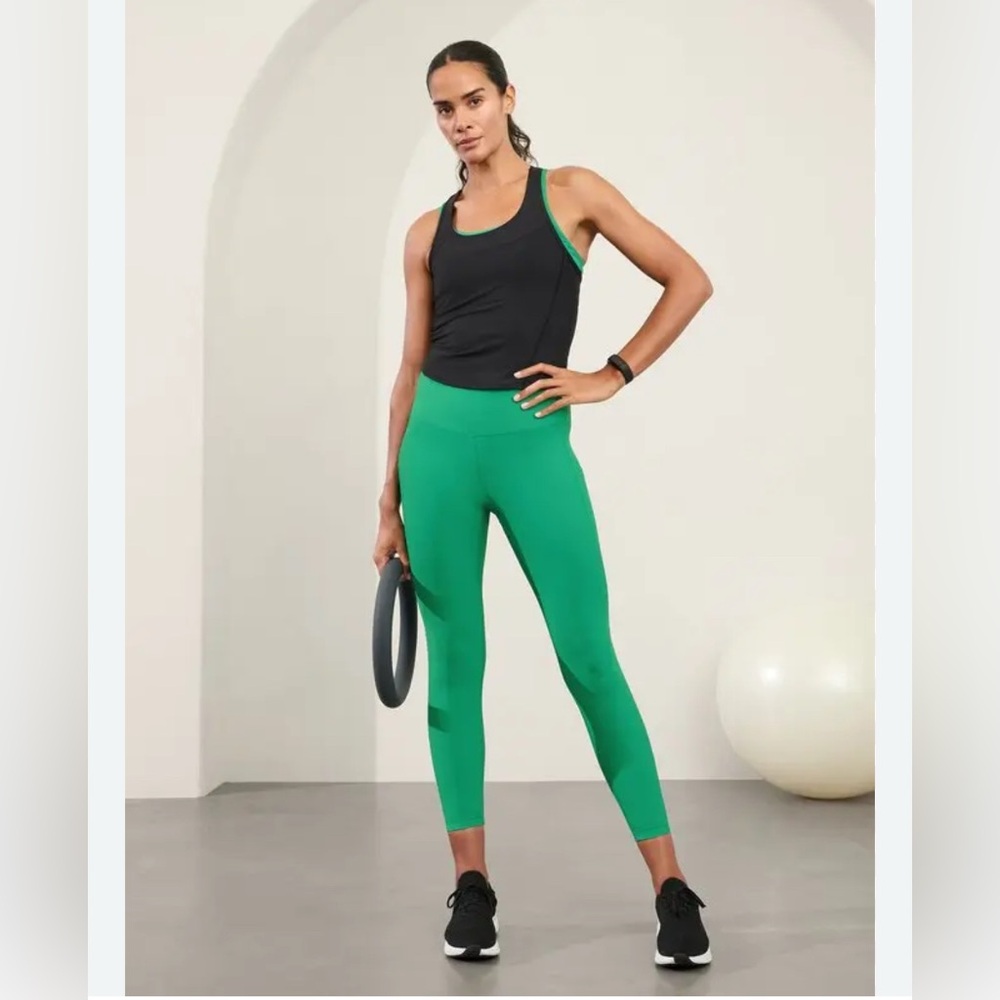 Athleta Interval Stash High Rise 7/8 Legging - NWOT